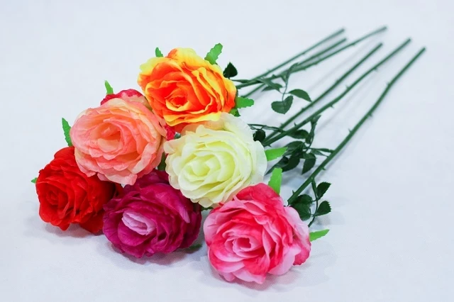 Роза искусственная